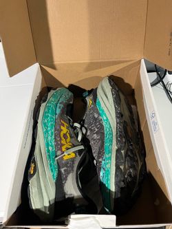 Hoka size 9.5 women’s
