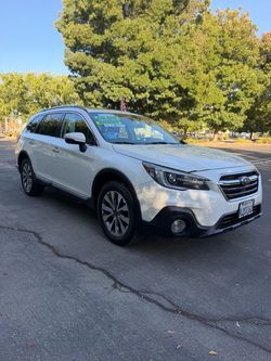 2019 Subaru Outback 2.5i Touring Wagon