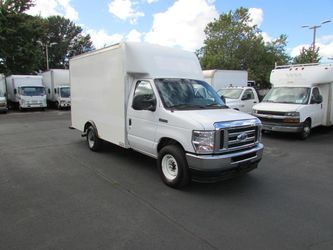 2022 Ford E-350 Cutaway