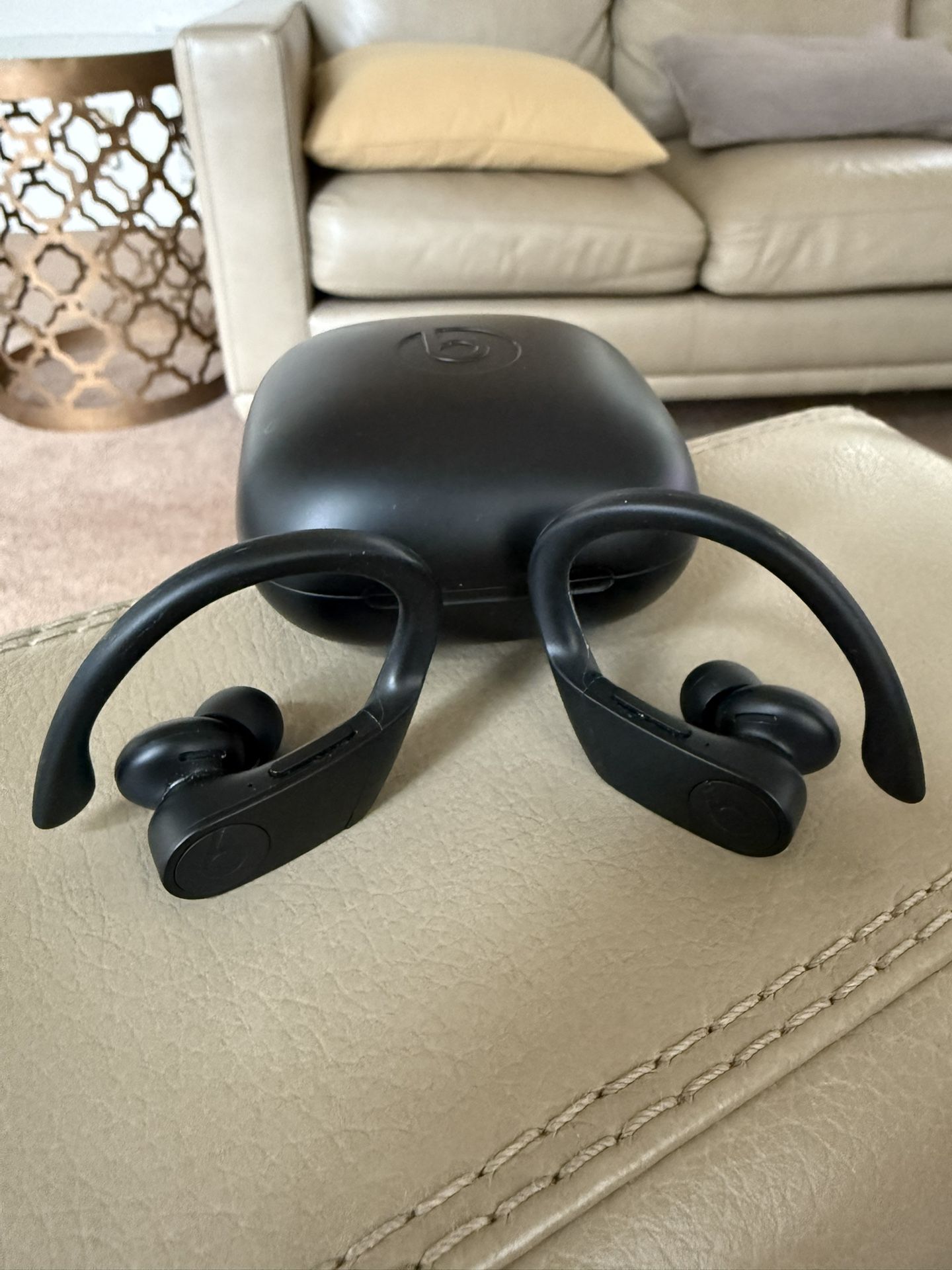 BEATS BY DRE WIRELESS EARPHONES