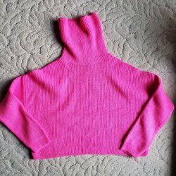 BNWT Freshman Crop Sweater | Size Small | Loose fit 