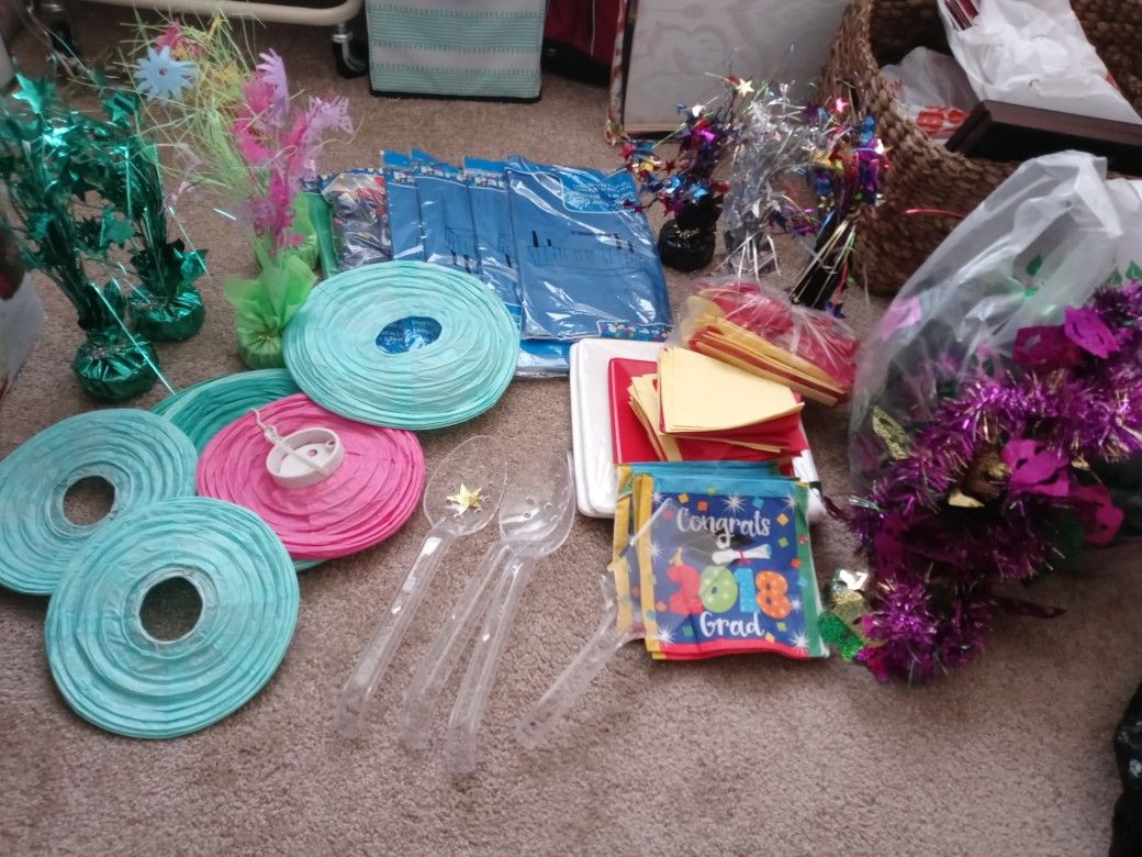 Party supplies/decor