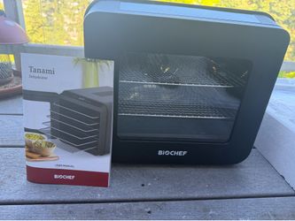 Dehydrator
