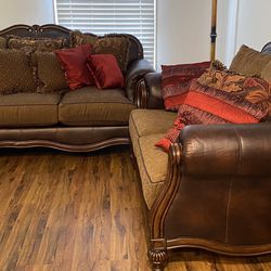 VERY NICE!!! FULL SIZE PARLOR ROOM SOFA & LOVE SEAT!