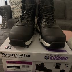 snow boots for women size 8 and 11