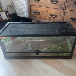 25 Gal Front Opening Reptile Tank With Accessories
