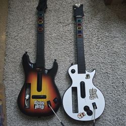 2x Nintendo Wii Guitar Hero Guitar