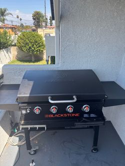 Black stone grill