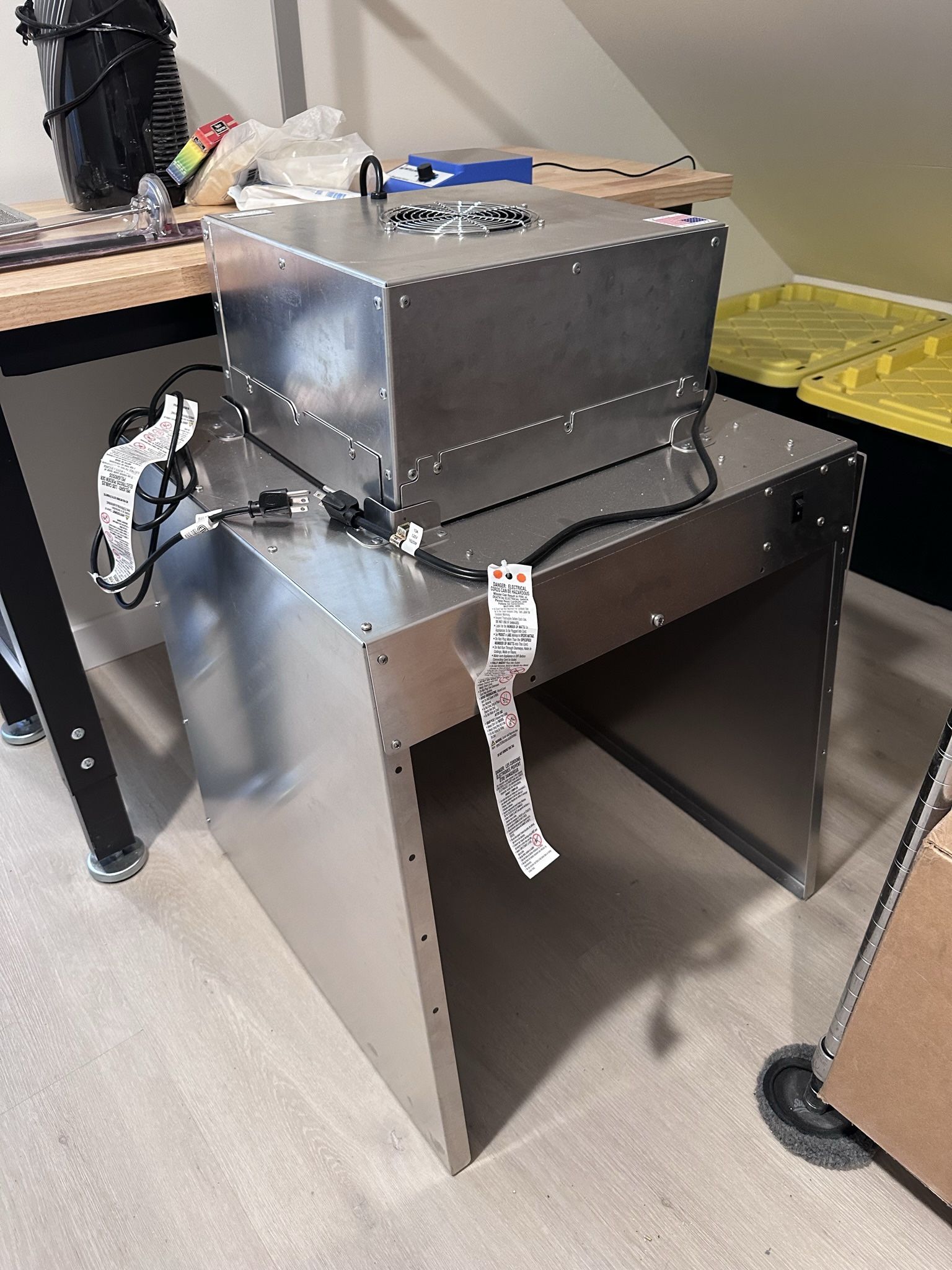 Laminar Flow Hood