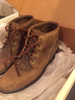 Women’s Size 6 1/2 Justin Boots new in Box