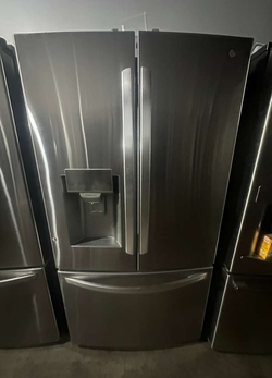 Deal: LG French Door Stainless – Ice/Water Dispenser