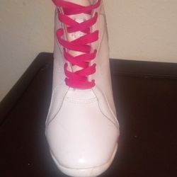 Woman's Jordan High Heels 8.5