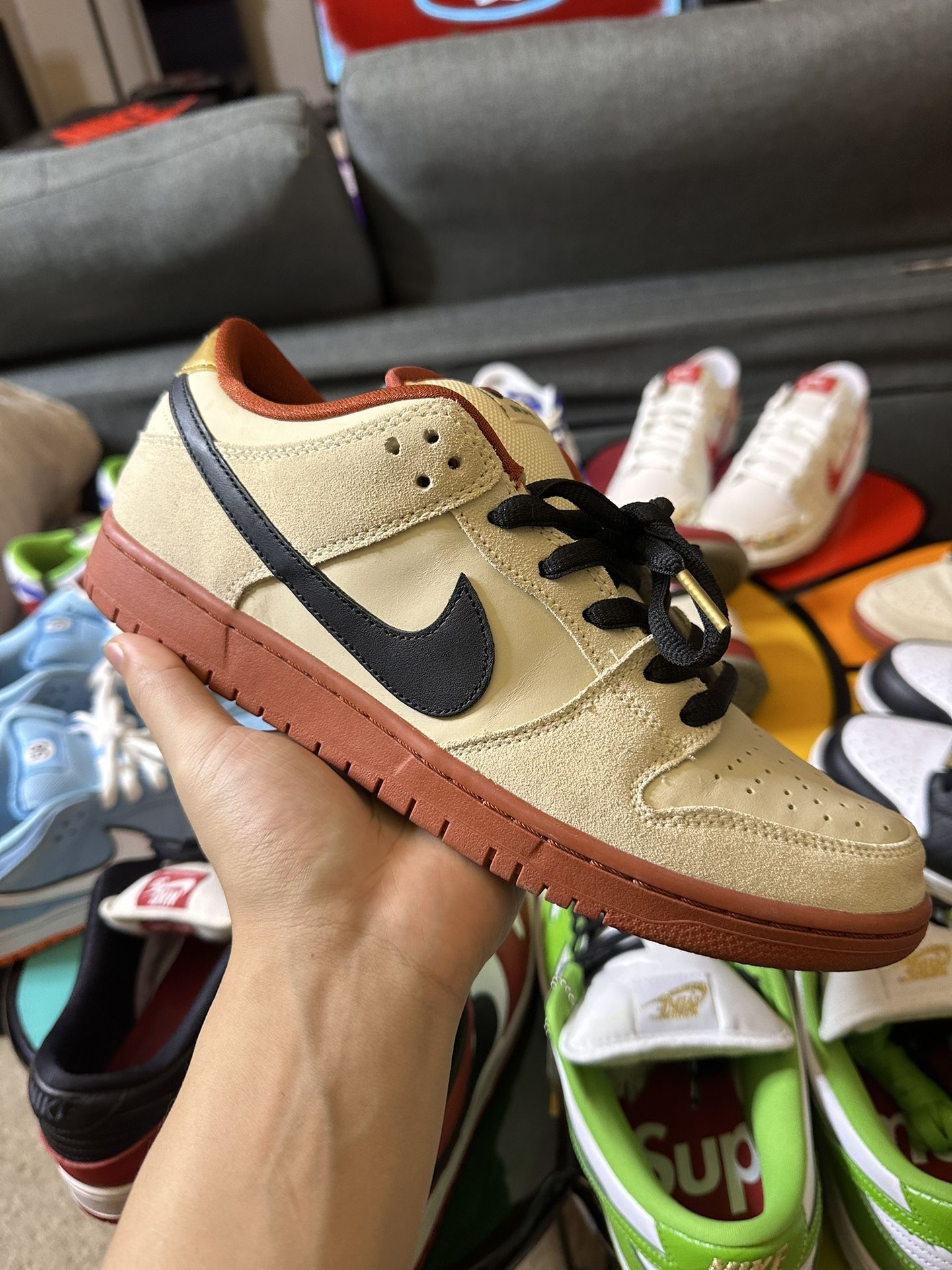 Nike Sb Dunk Low Hennessy Size 10 Used