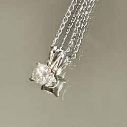 Diamond Pendant In 14KT White Gold