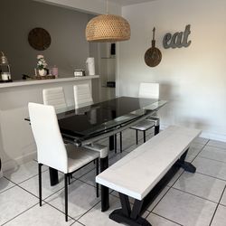 Dining table 🪑✨