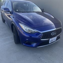 2017 Infiniti QX30 