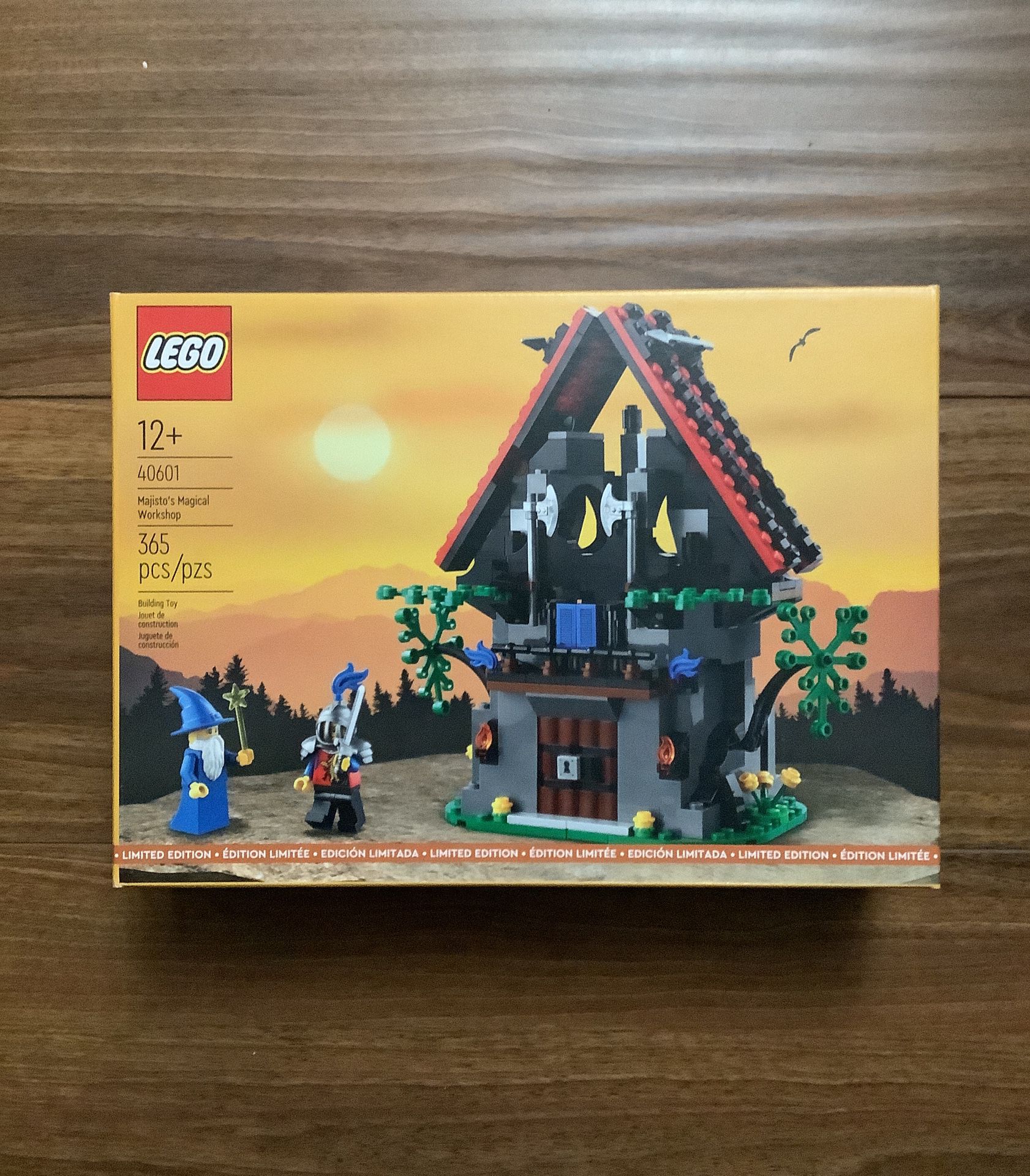 Lego Majisto’s Magical Workshop 40601