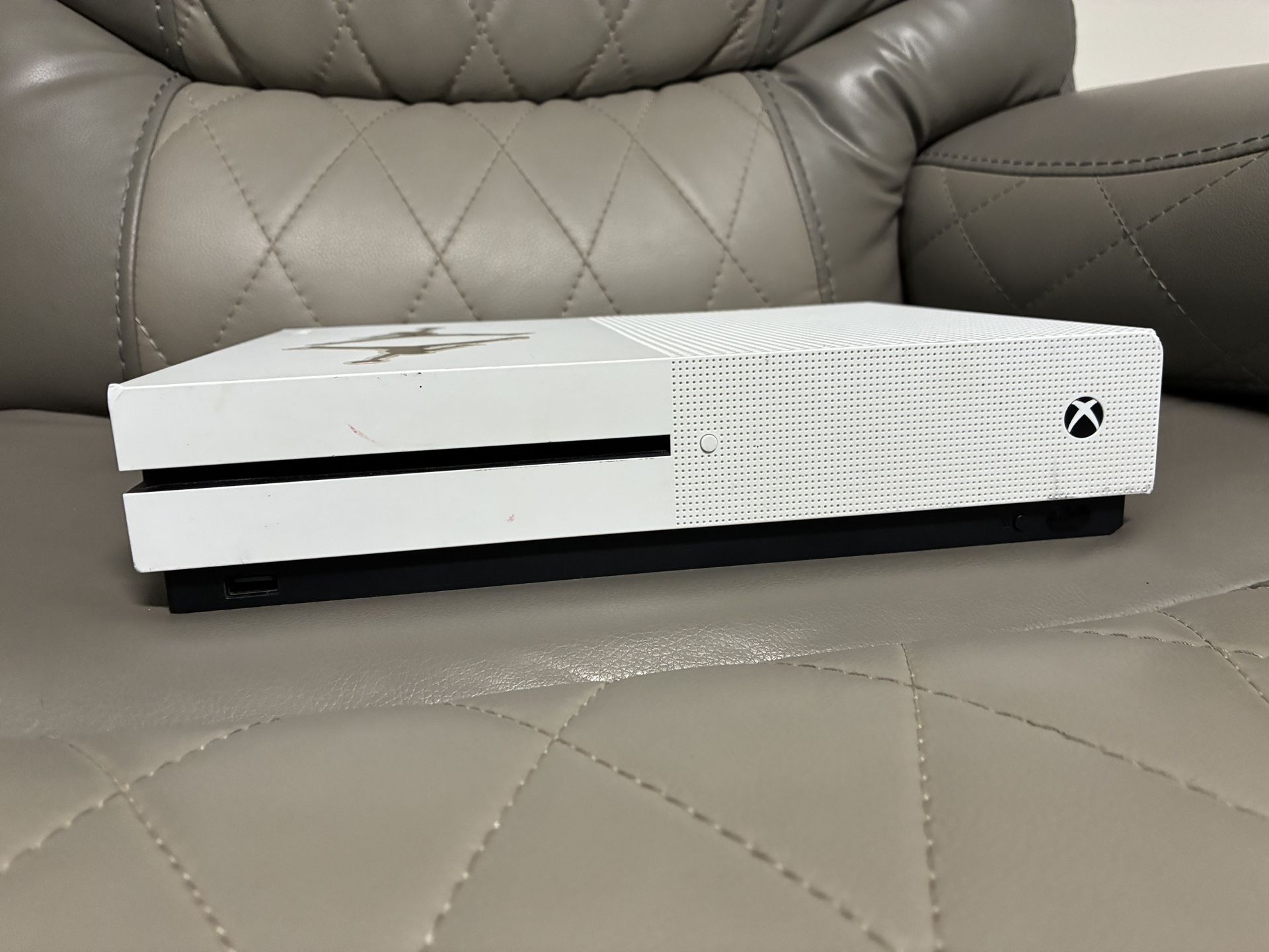 Xbox One S