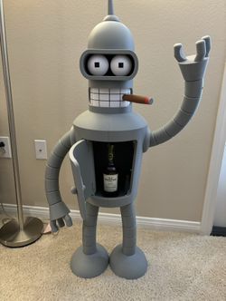 Futurama Life-sized Bender Statue