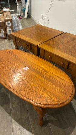 3 pc Coffee & End Tables. Coffee table 46x24x15, End tables 27x24x21. Oak:
