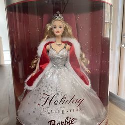 Barbie 2001 Special Edition Holiday Celebration 