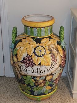 ITALIAN URN - FLOWER POT - VASE