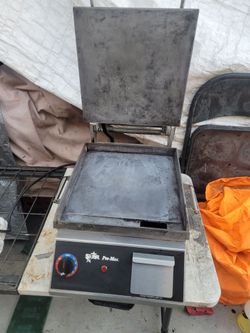 Restaurant equipment panini grill