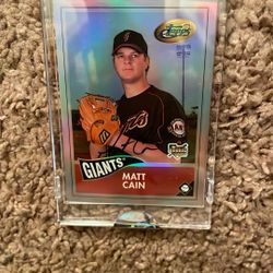 E- Topps Matt Cain Ltd Ed Auto Number 85 Card