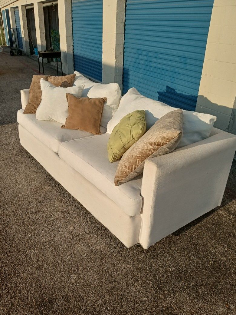 Sofa Couch Pickup Only for Sale in Houston, TX OfferUp