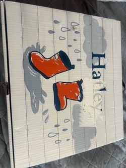 Girls rain boots size 13 brand new