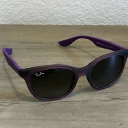 Kids’ Ray Ban Sunglasses