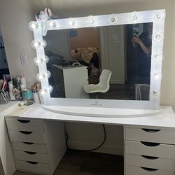 Vanity Mirror And Desk 