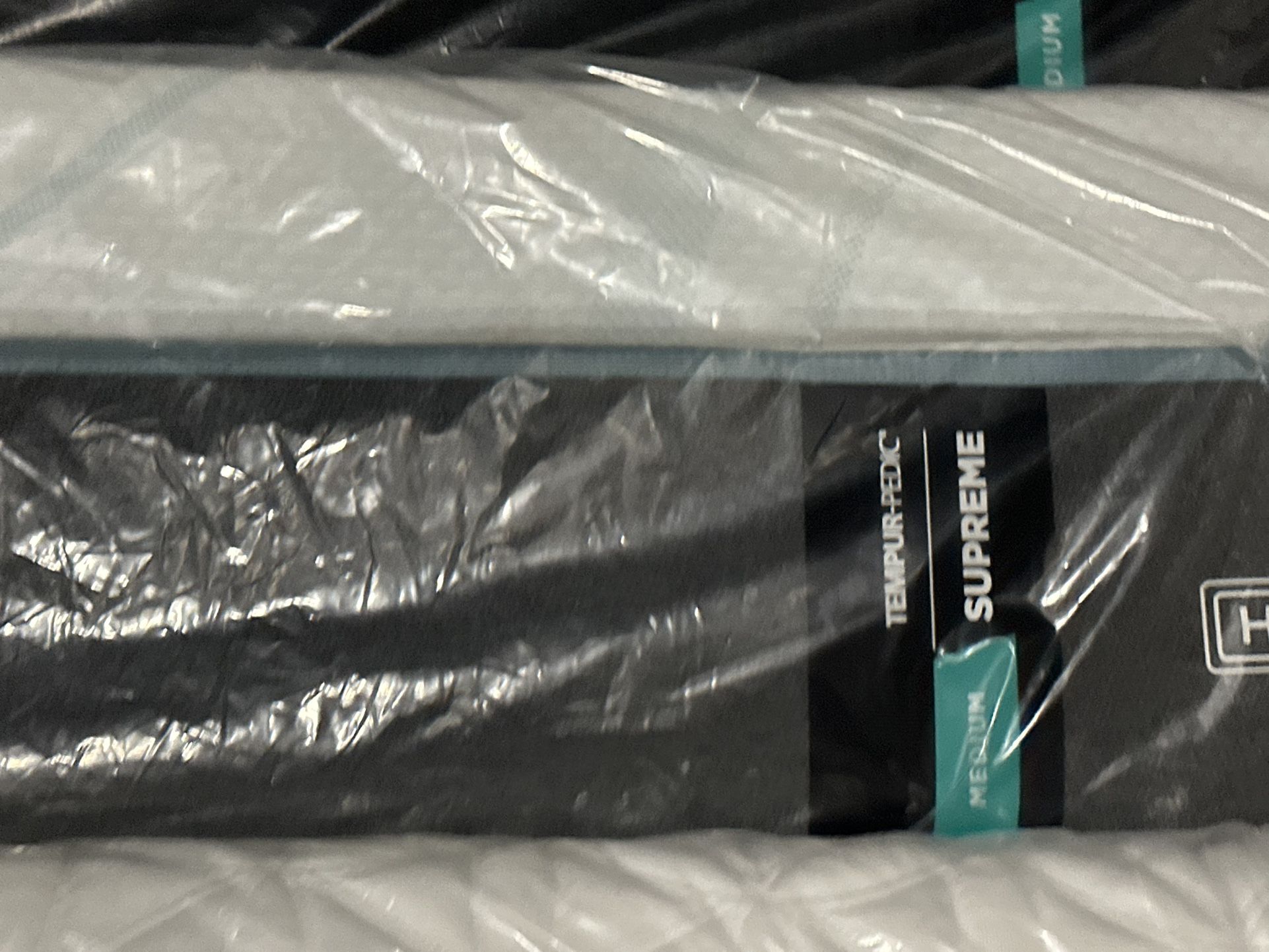 King Queen Size Tempurpedic ProAdapt, ProBreeze, LuxeBreeze Mattress Pro Breeze /Luxe Adapt /Pro Adapt /Adapt /cloud /Tempur pedic contour Supreme