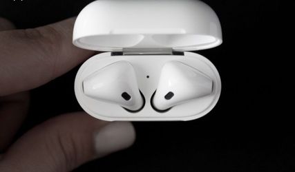 Apple wireless headphones !! Brand new