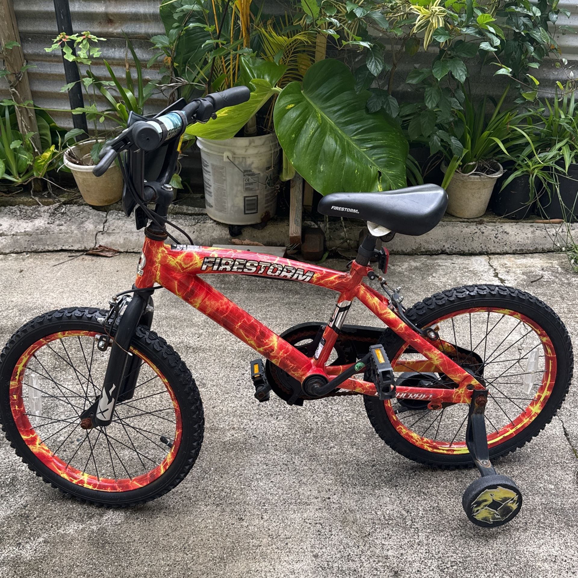 Fire Storm Kids Bike