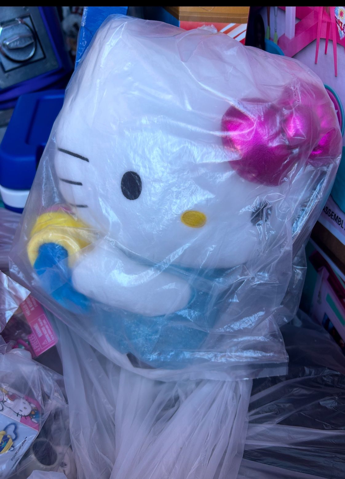 HELLO KITTY