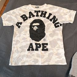 A Bathing Ape L Shirt (glow in the dark) 