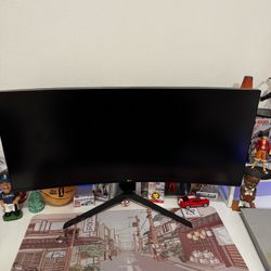 LG ULTRAGEAR QHD 34in CURVED MONITOR