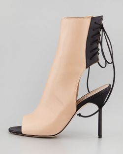 Manolo Blahnik Bellantomod Lace-Back Leather Ankle Boots Sz:38 NEW