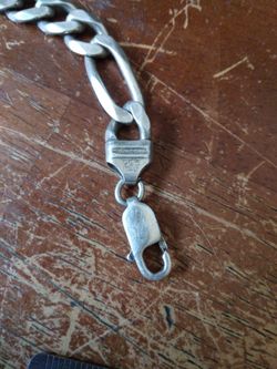 men's silver bracelet.