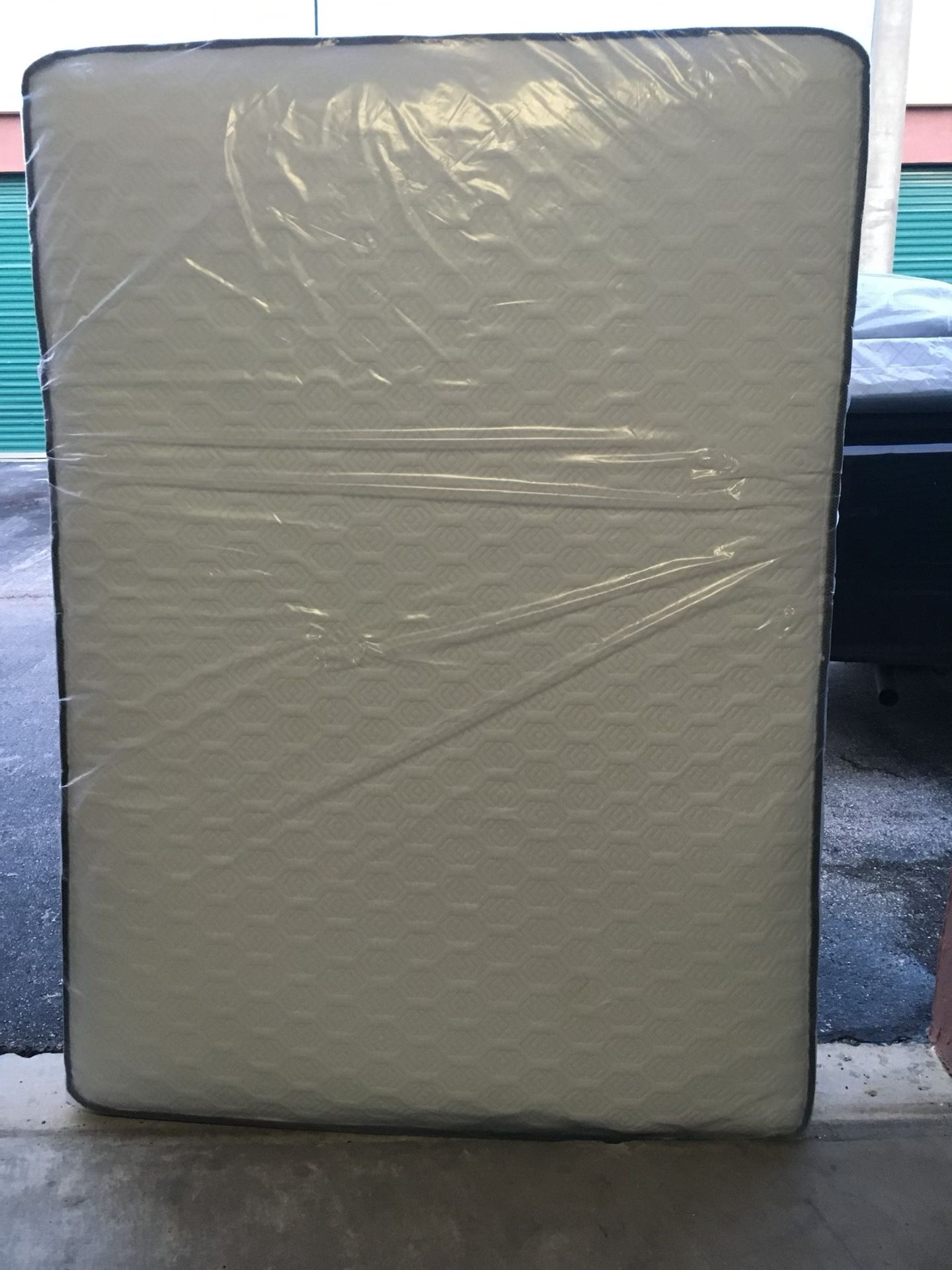 561⭐️410⭐️3893⭐️Mattresses: twin Full Queen king mattresses!!!!!! Regular plush pillow top available!🚚!!!’⭐️ Habló español