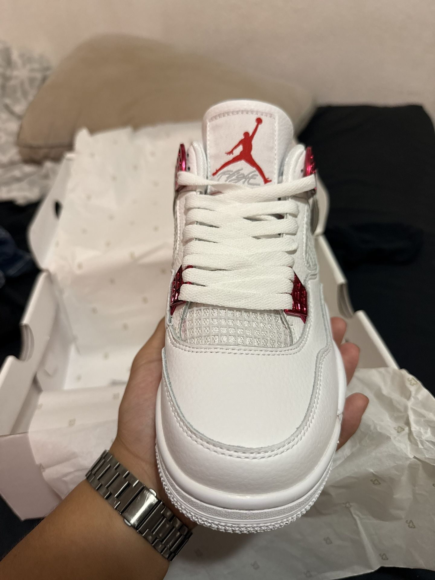 Jordan 4 Metallic Red