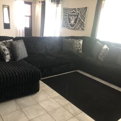 Black Couch 1400