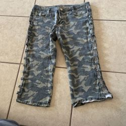 Women Camo Jeans Capris Open Side Leg