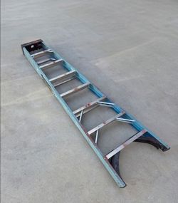 8ft warner electrician ladder