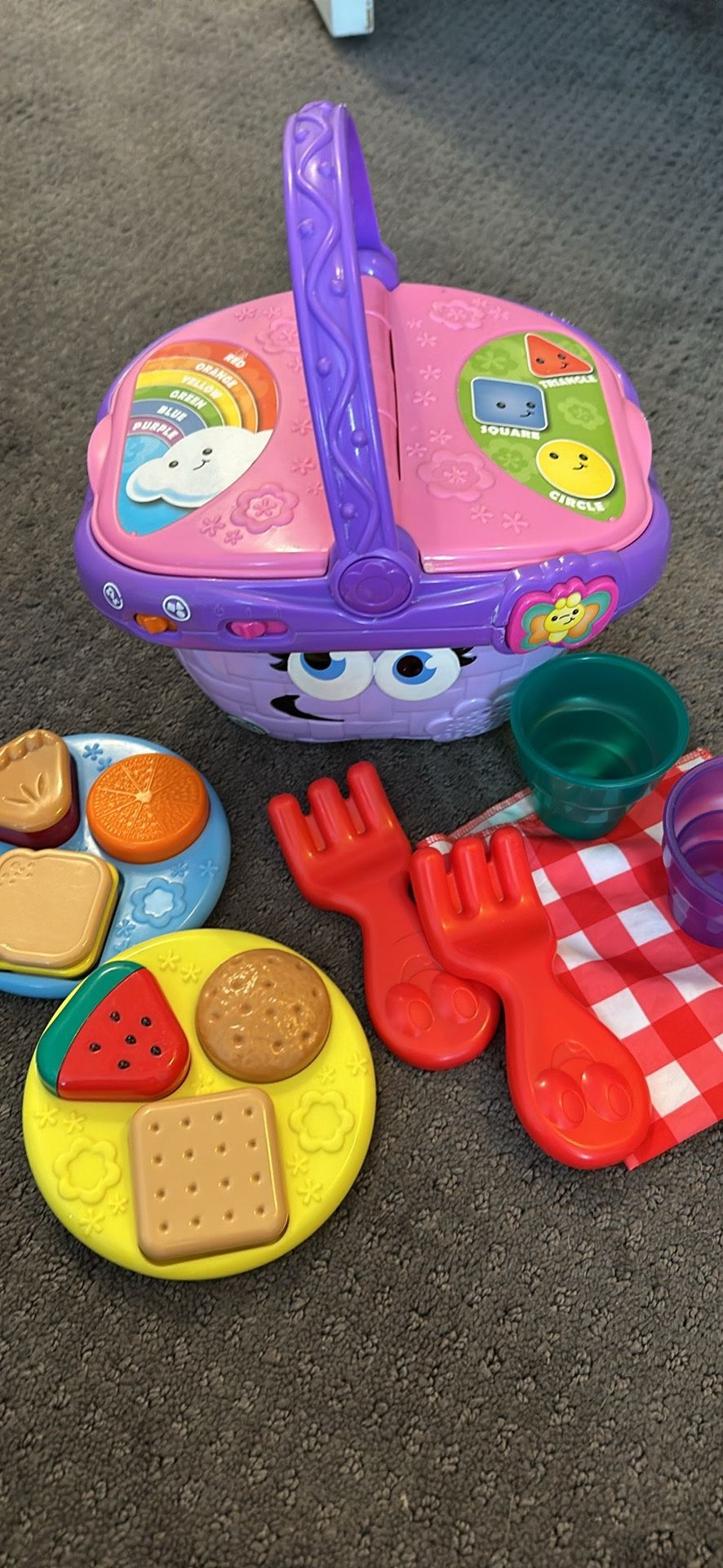 Leap Frog Shapes And Sharing Picnic Basket