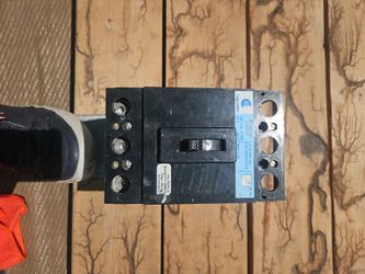 200 Amp. 3 Pole Challenger