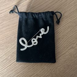 LOVE Brooch 