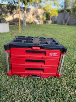 Milwaukee PACKOUT 3-Drawer Tool Box
