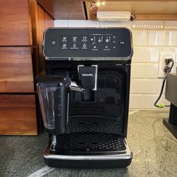 Philips LatteGo Super Automatic Espresso Machine 